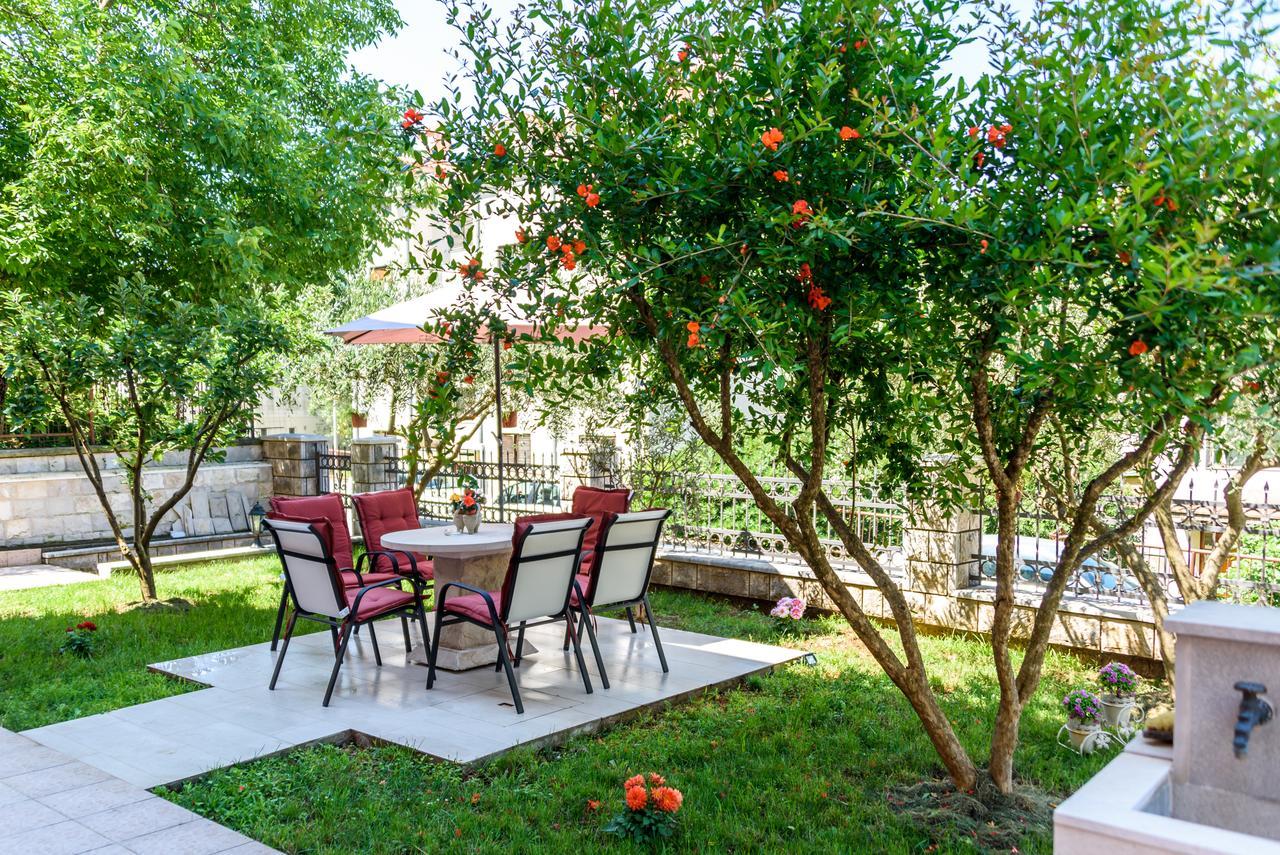 Apartments Radonjic Котор Екстериор снимка