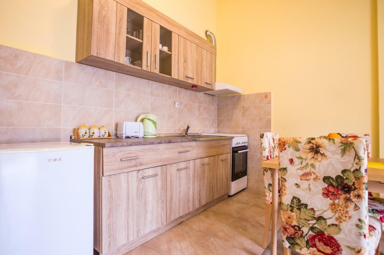 Apartments Radonjic Котор Екстериор снимка